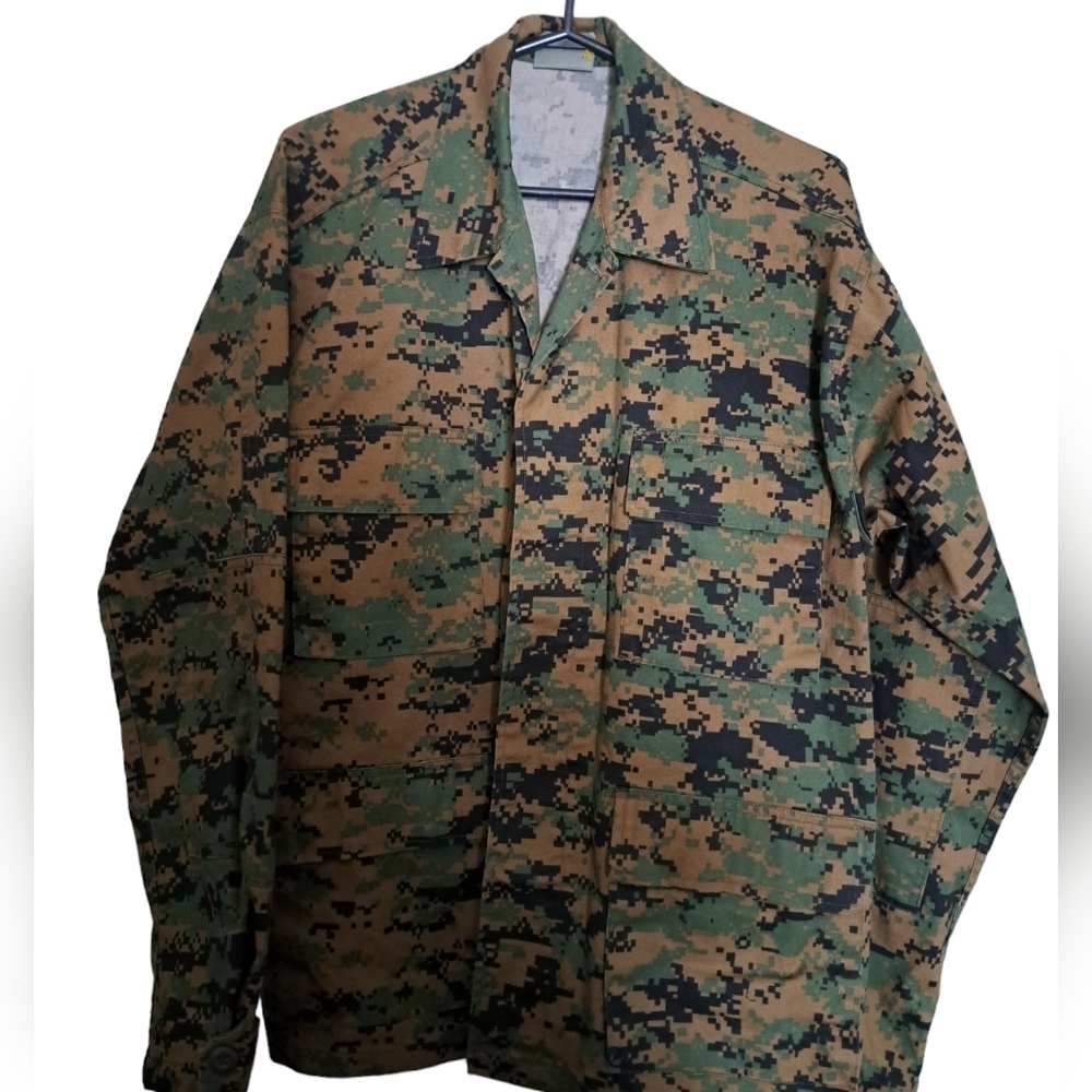 VTG ROTHCO ULTRA FORCE B.D.U digital CAMO army marine button shirt jacket Men LG